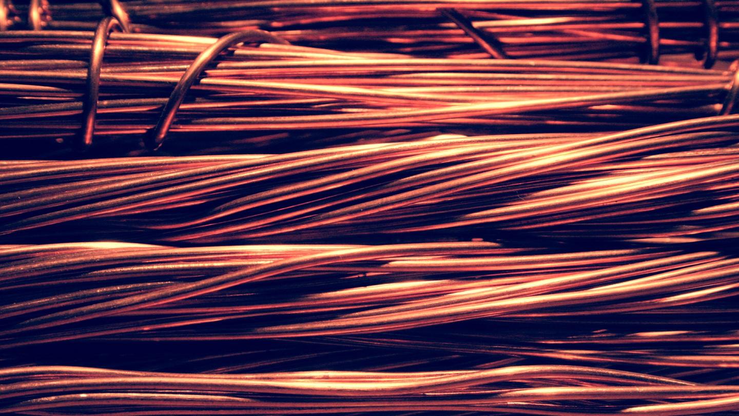 Additive manufacturing techniques using copper and niobium