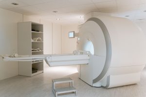 Compact, light, fast trimmable magnets for medical accelerators