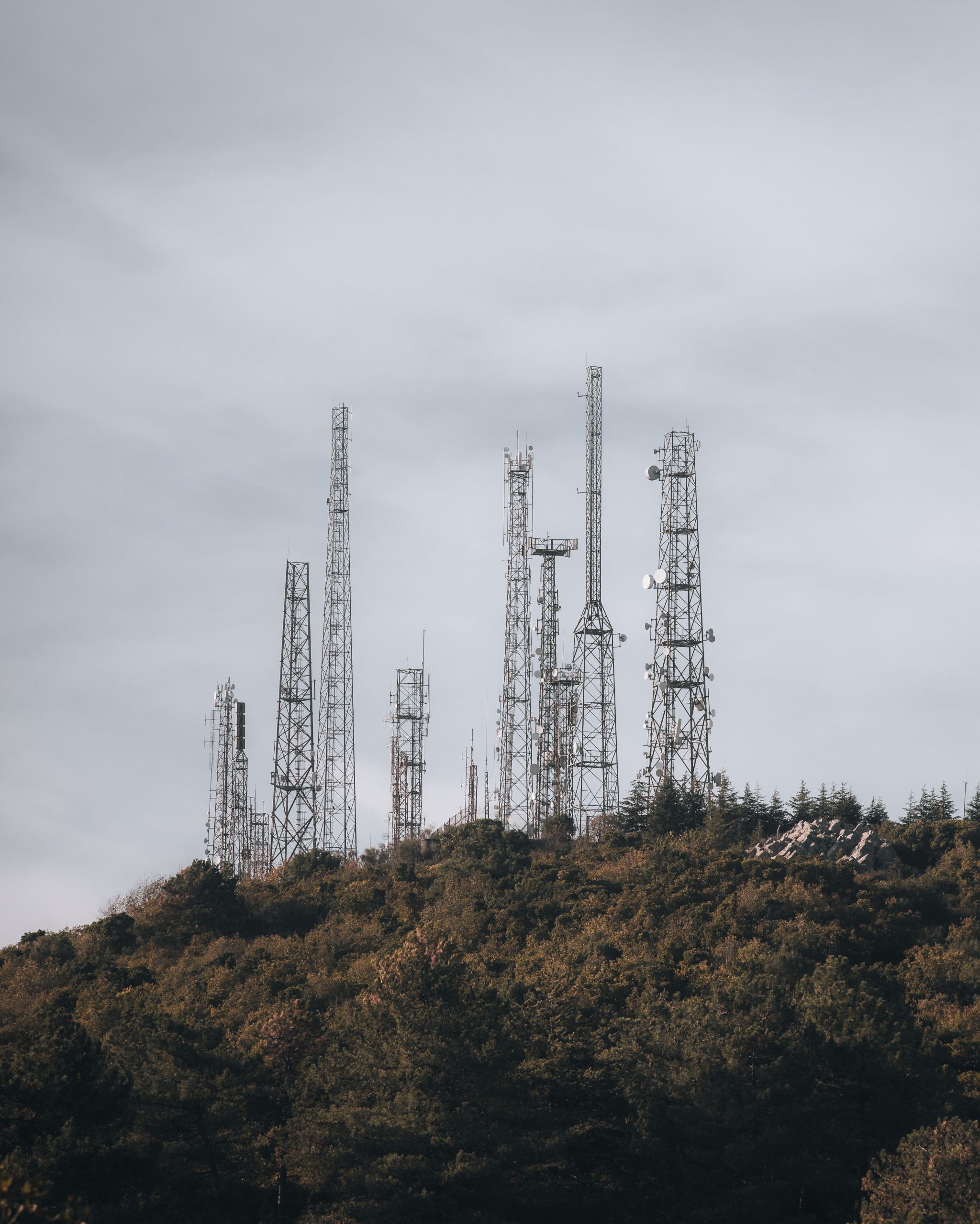 Controlling high RF power at higher frequencies (SolidWatts)