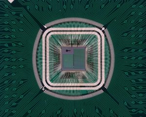 A readout ASIC for fast detectors with Time-to-To Digital conversion